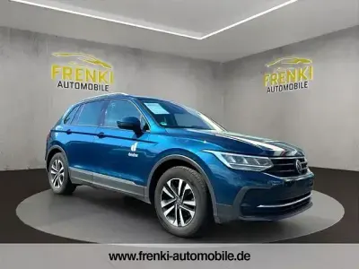 Usata VW Tiguan United 150 CV (110 kW) 2021 Blu SUV