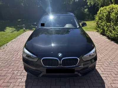 Gebraucht BMW 118 136 PS (100 kW) 2018 Schwarz Kleinwagen