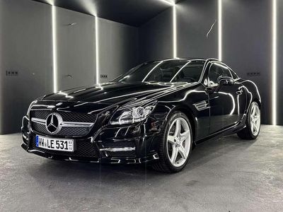 Schwarz Gebraucht 2011 Mercedes SLK200 Sport Cabrio | 26.800 €