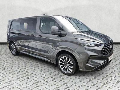 Neu Ford Tourneo Titanium X 150 PS (110 kW) 2025 Grau Van / Kleinbus