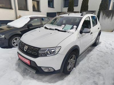 Weiß Gebraucht 2016 Dacia Sandero Prestige Limousine | 6.990 € (Fairer Preis)