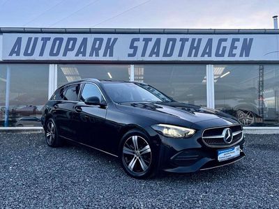Gebraucht Mercedes C200 Avantgarde 163 PS (119 kW) 2023 Schwarz Kombi