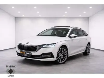 Gebraucht Skoda Octavia First Edition 204 PS (150 kW) 2020 Weiß Kombi