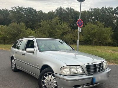 Mercedes C180
