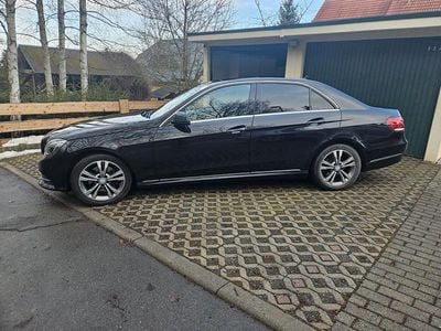 Second-hand Mercedes E220 Avantgarde 170 CP (125 kW) 2016 Negru Berlinǎ