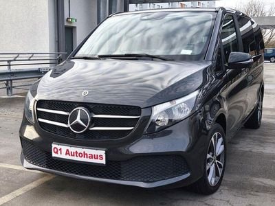Mercedes V220