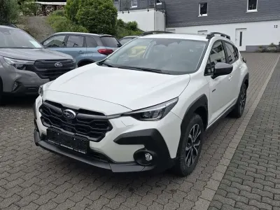Gebraucht Subaru Crosstrek Comfort 136 PS (100 kW) 2024 Crytal white pearl SUV