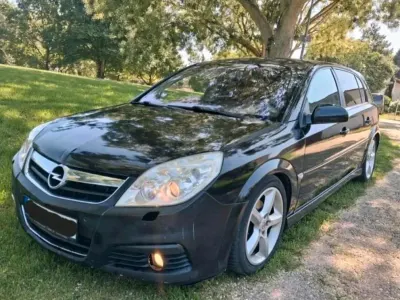 Gebraucht Opel Signum 150 PS (110 kW) 2005 Schwarz Kleinwagen