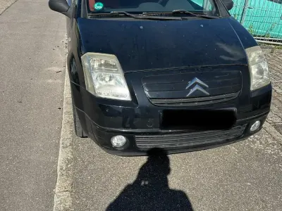 Gebraucht Citroën C2 74 PS (54 kW) 2004 Schwarz Kleinwagen