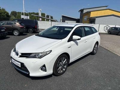 Toyota Auris Hybrid