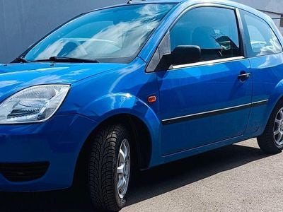 Gebraucht Ford Fiesta 60 PS (44 kW) 2003 Blau Kleinwagen