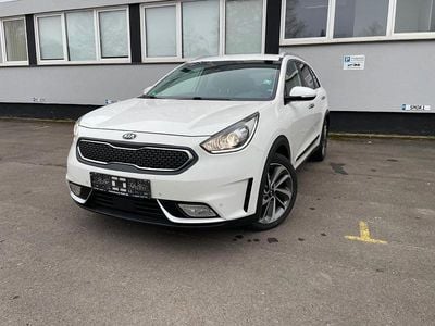 Gebraucht Kia Niro Spirit 105 PS (77 kW) 2016 Weiß SUV