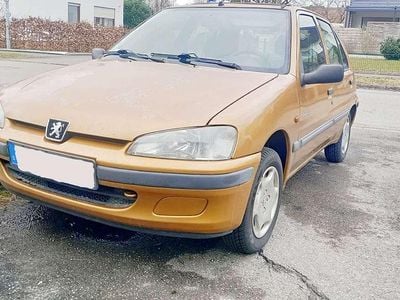 Gebraucht Peugeot 106 45 PS (33 kW) 1997 Gold Kleinwagen