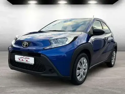 Gebraucht Toyota Aygo X 72 PS (52 kW) 2024 Blau SUV