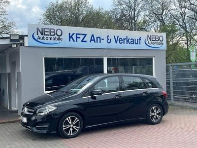 Usata Mercedes B180 Style 109 CV (80 kW) 2015 Nero Monovolume