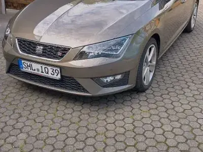 Gebraucht Seat Leon ST FR 125 PS (91 kW) 2017 Braun Kombi