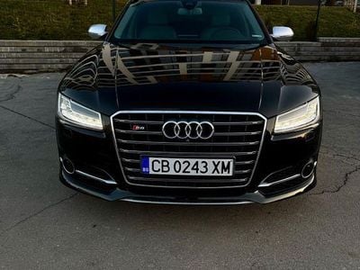 Audi S8