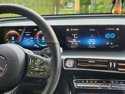 Mercedes EQC400