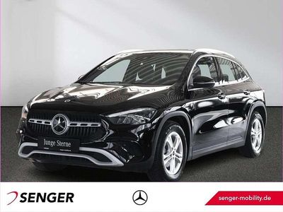 Gebraucht Mercedes GLA200 163 PS (119 kW) 2024 Schwarz SUV