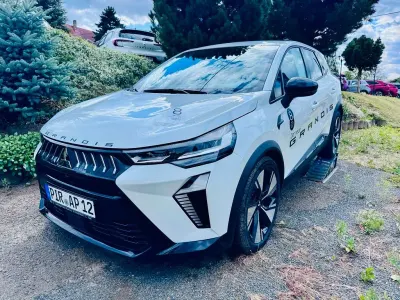 Neu Mitsubishi Grandis Diamant Edition 141 PS (103 kW) 2026 Weiß SUV