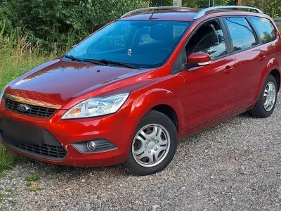 Gebraucht Ford Focus 125 PS (91 kW) 2009 Orange Limousine