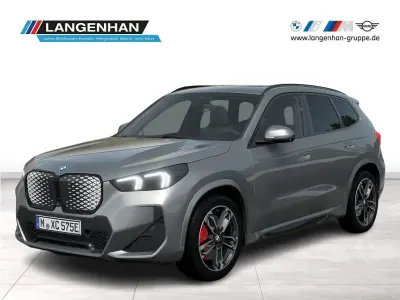 Neu BMW iX1 M Sport 150 kW (204 PS) 2026 Silber SUV