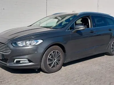 Gebraucht Ford Mondeo Titanium 160 PS (117 kW) 2017 Grau Kombi