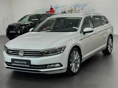Gebraucht VW Passat Highline 239 PS (175 kW) 2018 Weiß Limousine