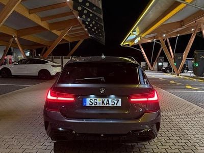 Gebraucht BMW 330 M Sport 265 PS (194 kW) 2020 Andere farben Kombi