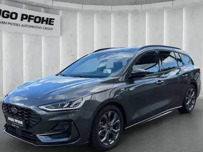 Gebraucht Ford Focus ST-Line X 155 PS (114 kW) 2024 Magnetic metallic Kombi