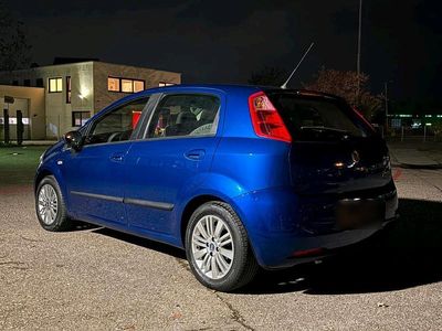 Gebraucht Fiat Grande Punto 77 PS (56 kW) 2005 Blau Kleinwagen
