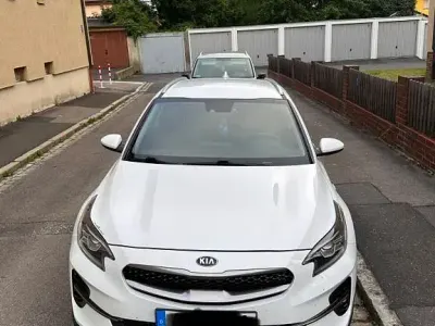 Gebraucht Kia XCeed Vision 140 PS (102 kW) 2020 Weiß SUV