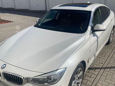 Gebraucht BMW 325 Luxury Line 218 PS (160 kW) 2015 Weiß Limousine