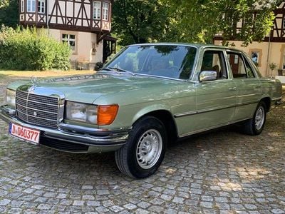 Usata Mercedes 280 SE 177 CV (130 kW) 1976 Verde Berlina