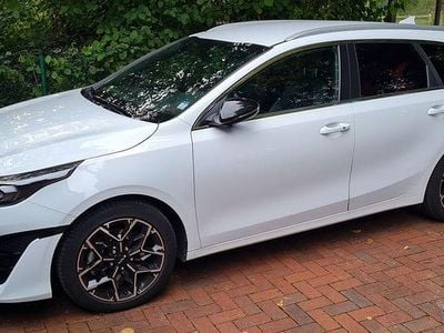 Gebraucht Kia Ceed Sportswagon GT-Line 160 PS (117 kW) 2022 Weiß Kombi