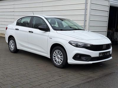 Bianco banchisa Gebraucht 2022 Fiat Tipo Limousine | 12.970 €