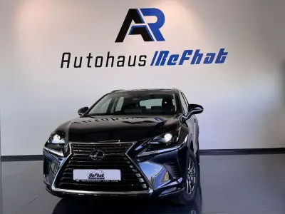 Gebraucht Lexus NX300 155 PS (114 kW) 2020 Graphite black gf SUV