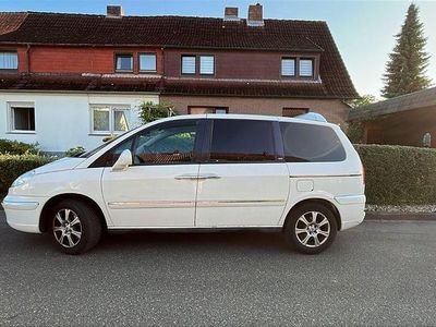 Peugeot 807