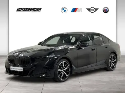 Gebraucht BMW 540 M Sport 286 PS (210 kW) 2025 Saphirschwarz Limousine