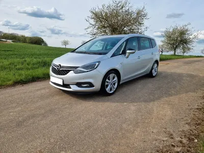 Gebraucht Opel Zafira Life Innovation 170 PS (125 kW) 2019 Silber Van / Kleinbus