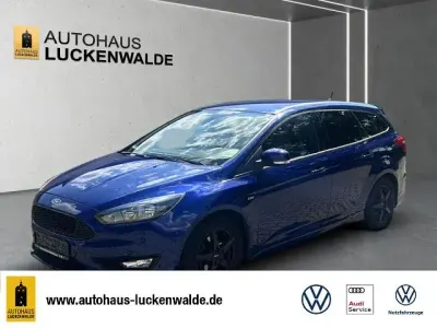 Gebraucht Ford Focus ST-Line 140 PS (102 kW) 2018 Blau Limousine