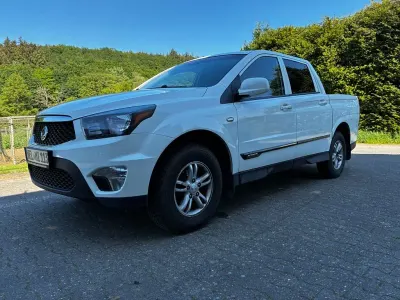 Gebraucht SsangYong Actyon 155 PS (114 kW) 2015 Weiß Pickup