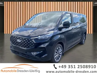 Neu Ford Tourneo Titanium X 170 PS (125 kW) 2026 Schwarz Van / Kleinbus