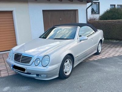 Gebraucht Mercedes CLK200 136 PS (100 kW) 2000 Silber Cabrio