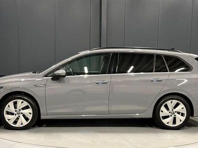 Gebraucht VW Golf VIII Style 150 PS (110 kW) 2022 Grau Kombi