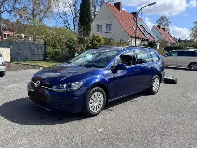 Gebraucht VW Golf VII 116 PS (85 kW) 2019 Blau Kombi