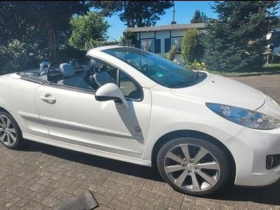 Gebraucht Peugeot 207 CC Roland Garros 120 PS (88 kW) 2012 Weiß Cabrio