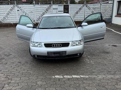 Gebraucht Audi A3 Ambiente 102 PS (75 kW) 2003 Silber Kleinwagen