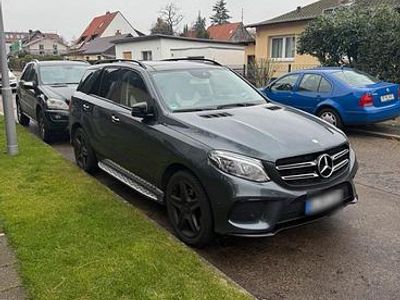 Gebraucht Mercedes GLE350 AMG line 258 PS (189 kW) 2015 Andere farben SUV