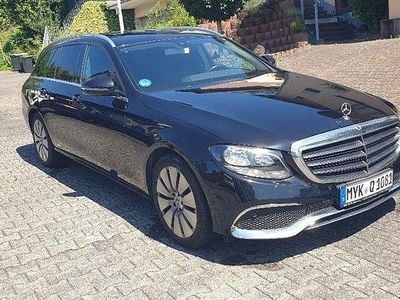 Gebraucht Mercedes E200 150 PS (110 kW) 2019 Schwarz Limousine